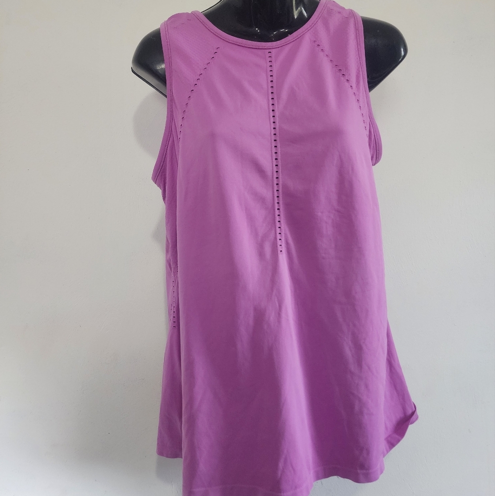 Athleta foot hill tank
